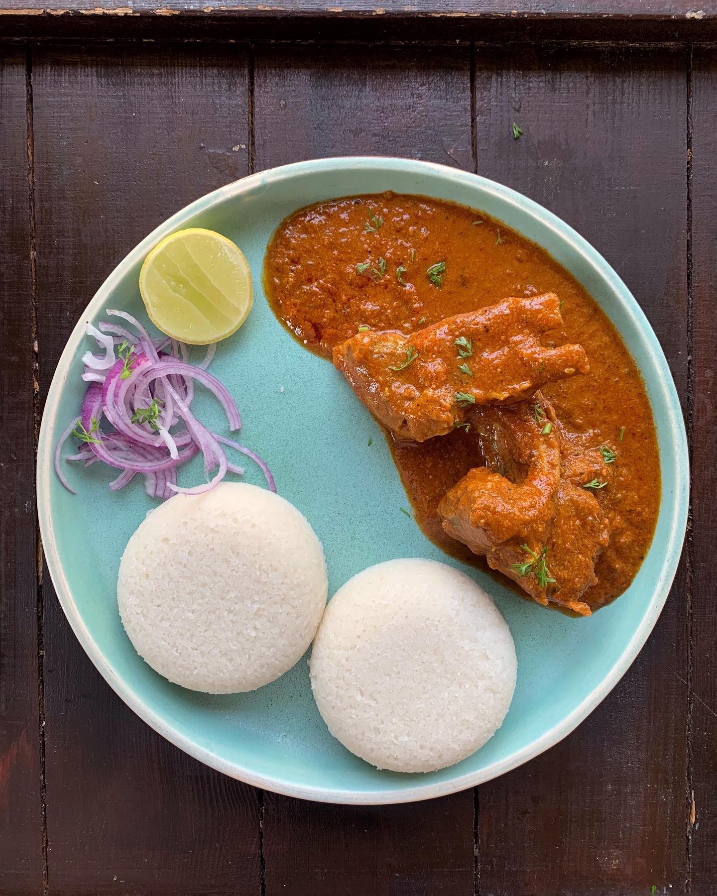 Saandan & Mutton Shikori 

Not an Idli, more of a Sanna but not (in that it isn’t toddy-fermented), these rice and coconut Saandan are a Konkani Muslim delicacy and are eaten with meat curries. The Mu…